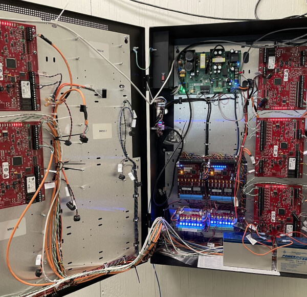 Enterprise commercial access control panel installation in Dallas, TX
