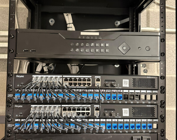 Structured cabling installation in Dallas with NVR and switches