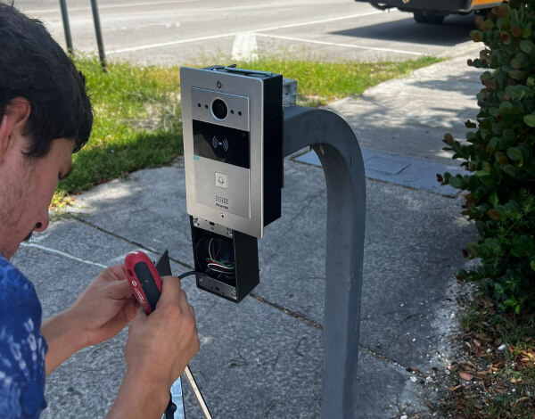 Screened and professional TXP Security technicians working on-site